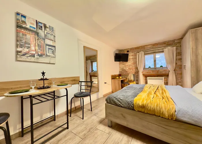 Hangulat Apartament Eger
